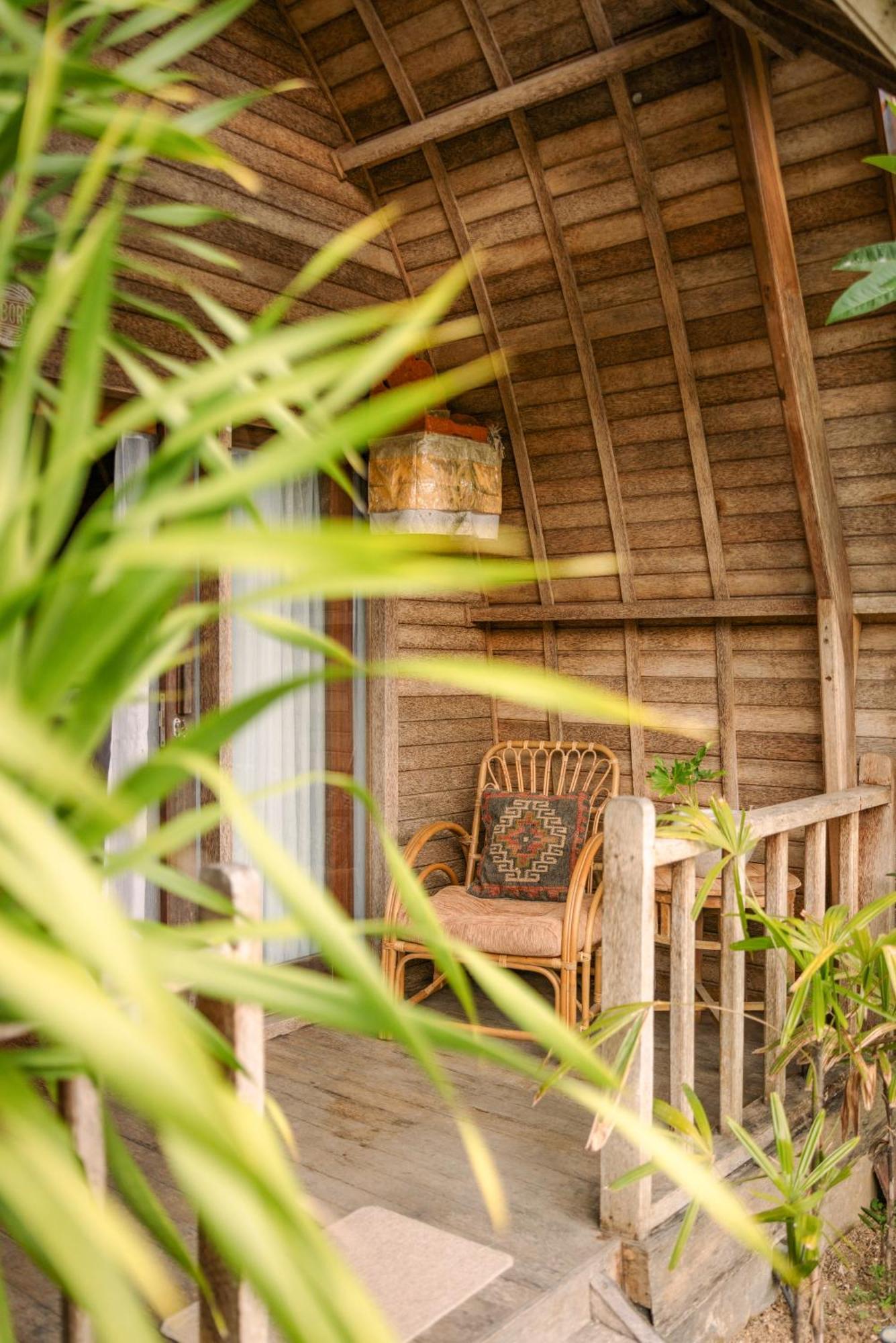 Matapalo Bungalows Uluwatu Exterior photo